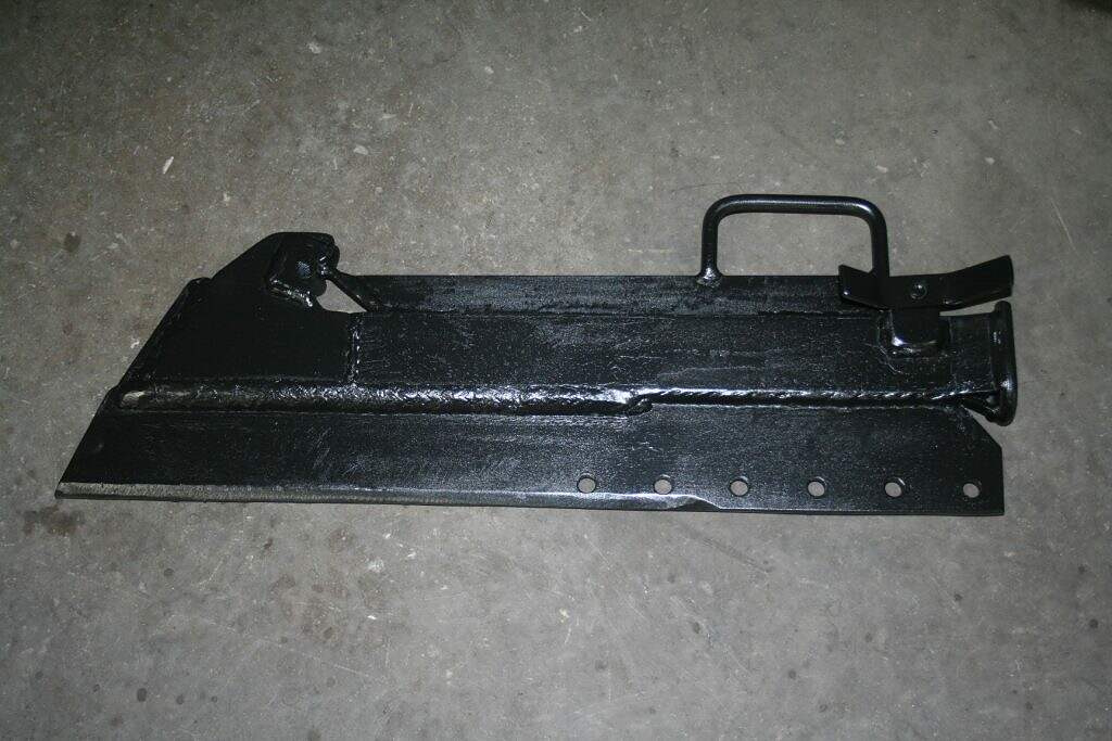 plow blade for 100 series ditch witch